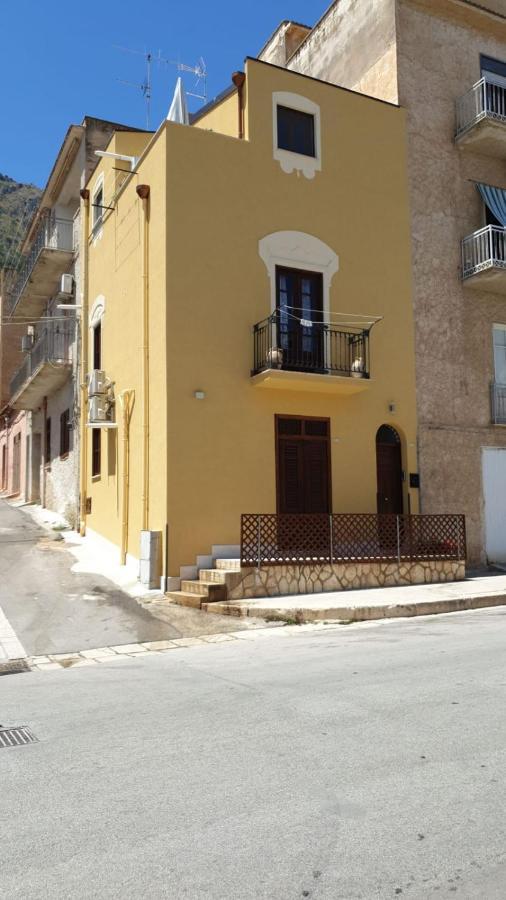 De Meo Guest House Castellammare del Golfo Exterior photo