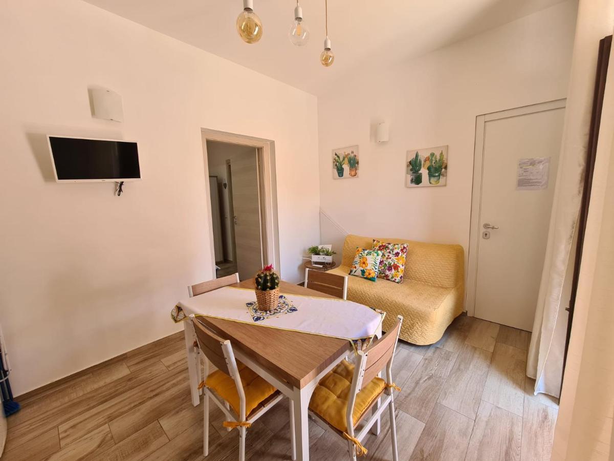 De Meo Guest House Castellammare del Golfo Exterior photo